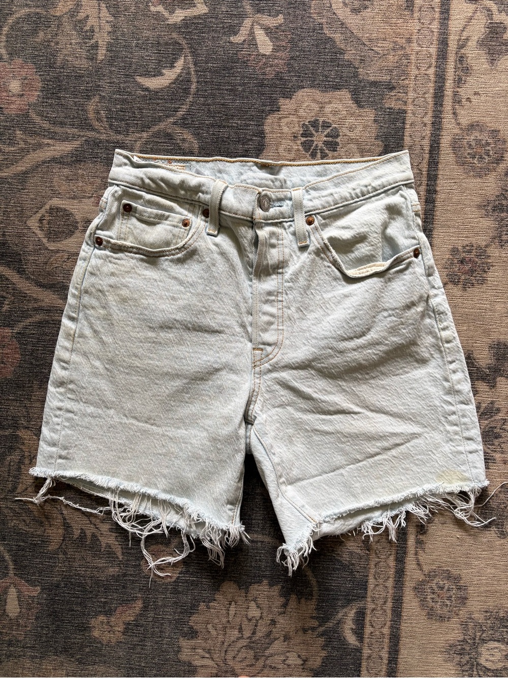 Levi’s denim shorts